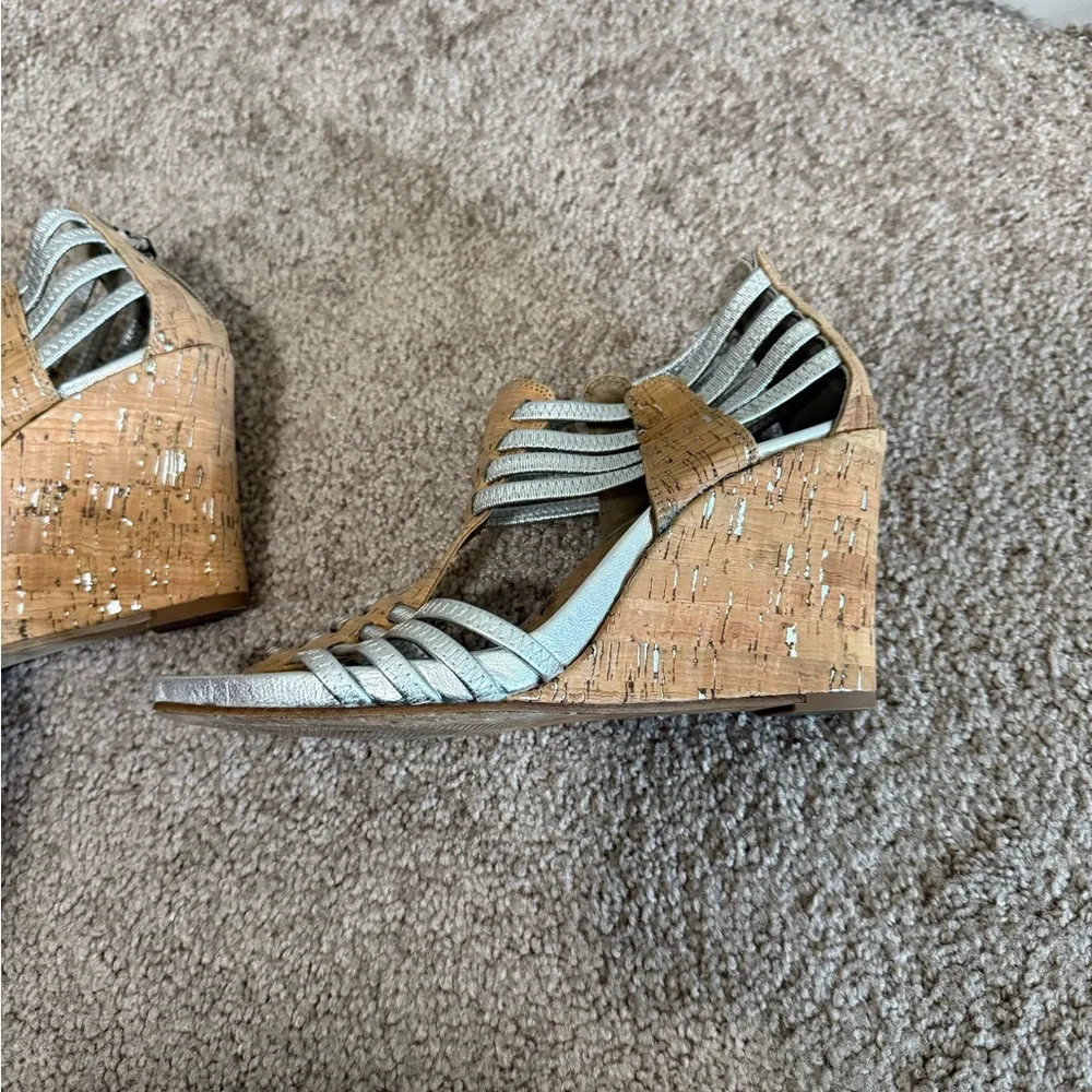 Donald J Pliner Silver Strappy Cork Wedge Sandals 8.5M